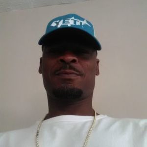 Meet your Posher, Lanzo